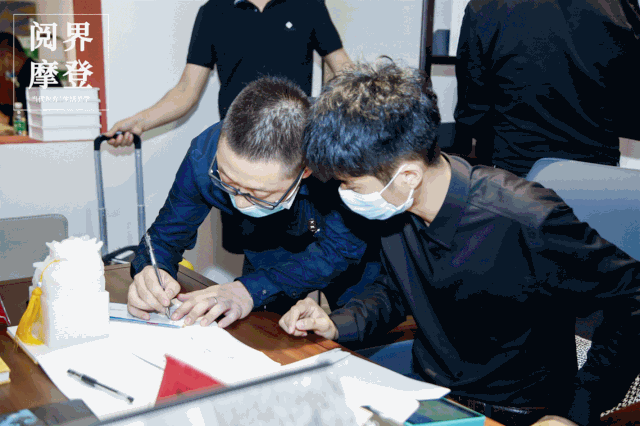 1599447647310125.gif 640 (7).gif