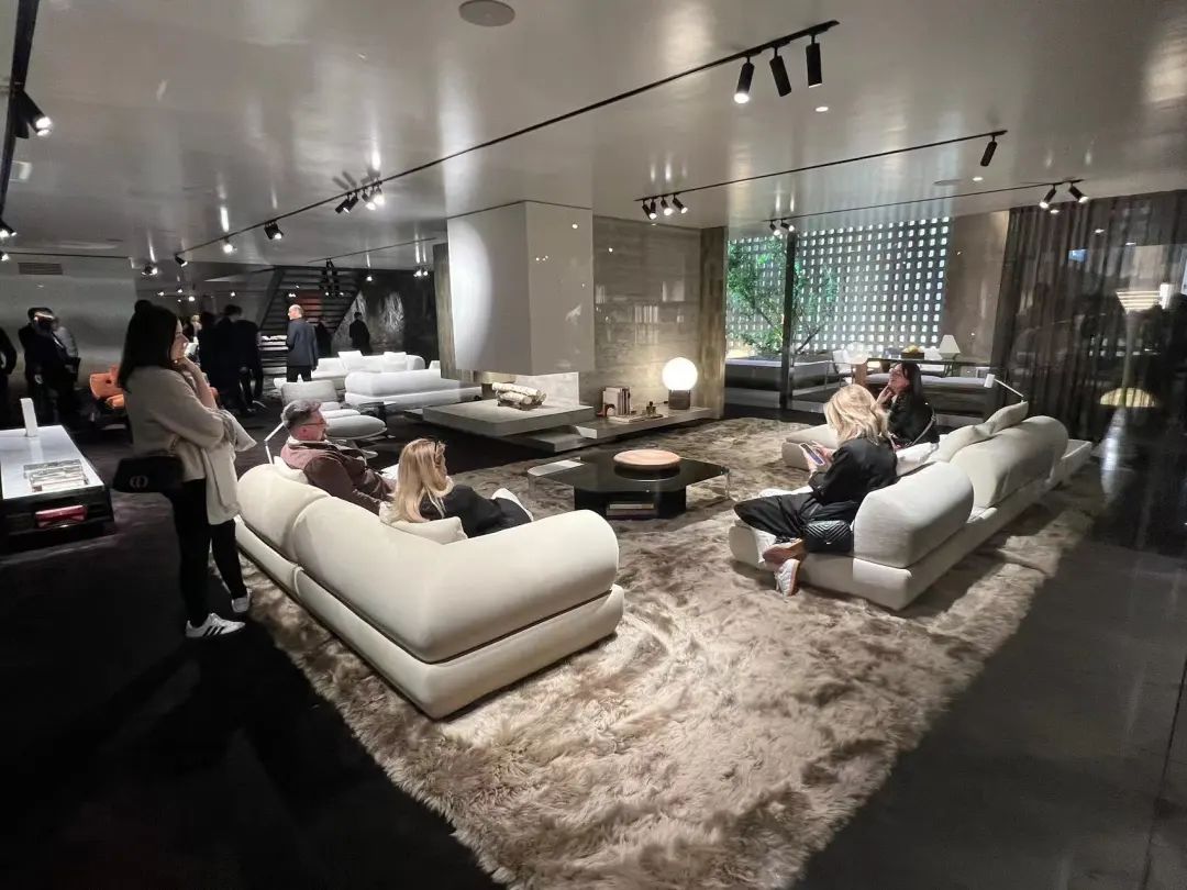 1713838694762252.jpg 640.jpg